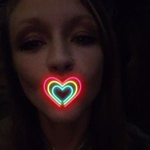 Meet your Posher, Carly